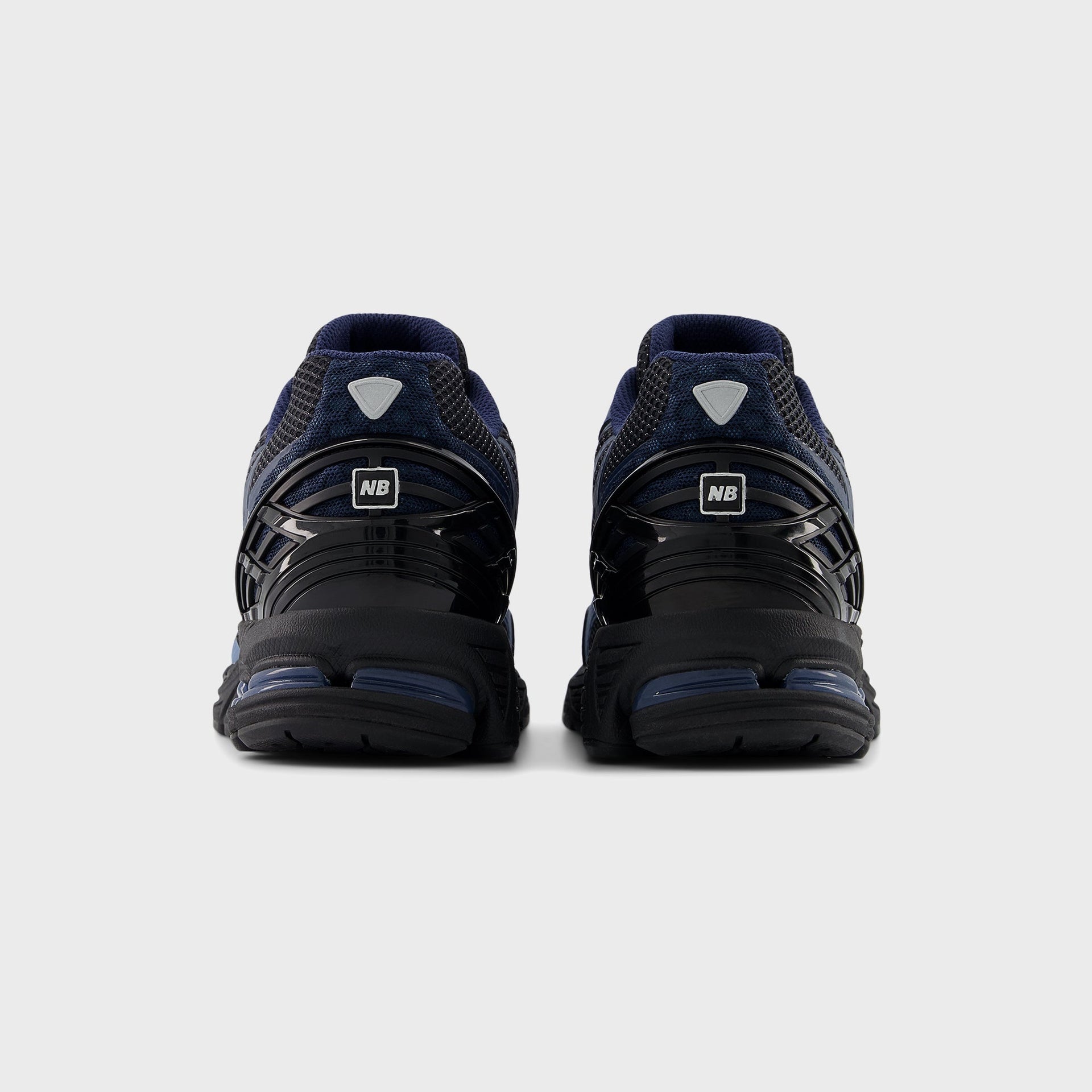 New Balance 190W - Black / Dark Shoreline Blue