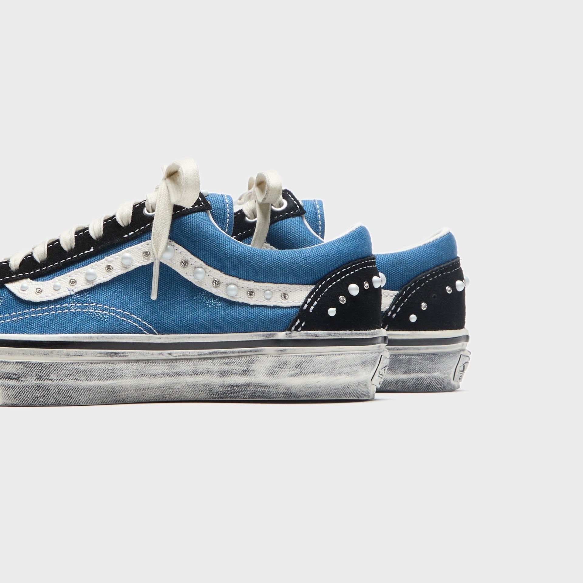 VANS LX Old Skool 36 - Black / Navy Blue