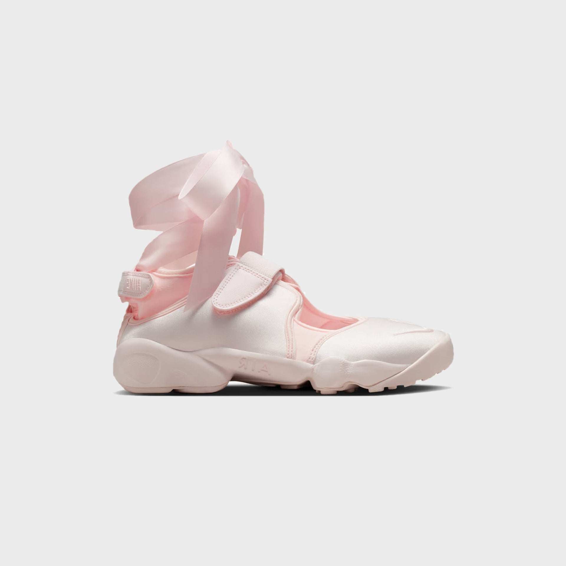Nike WMNS Air Rift SE - Light Soft Pink / Pale Ivory