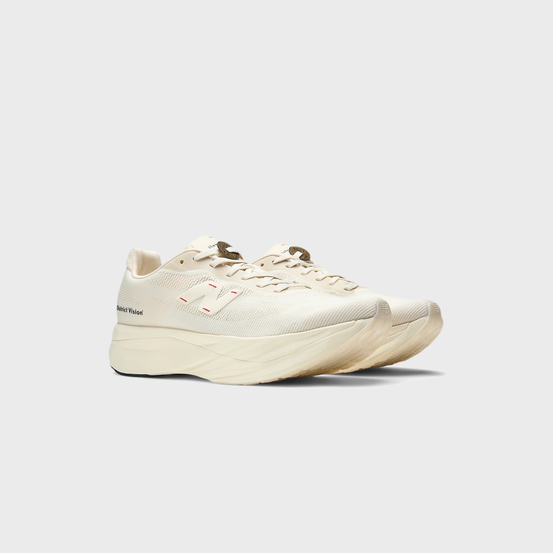 New Balance x District Vision WMNS SC Elite V5 - Linen / Black