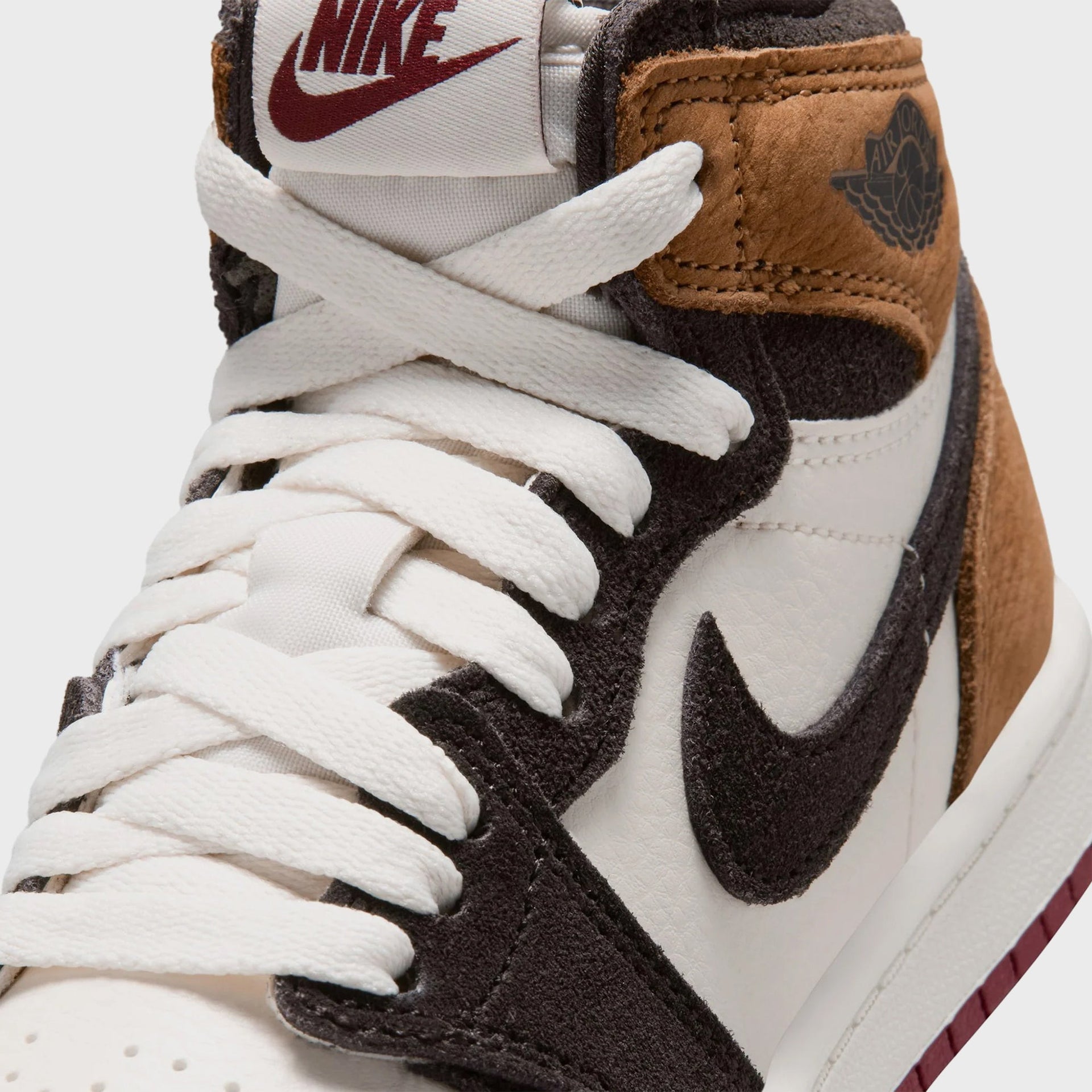 Jordan PS Jordan 1 Retro High OG - Shadow Brown / Light British Tan / Light British Tan / Team Red