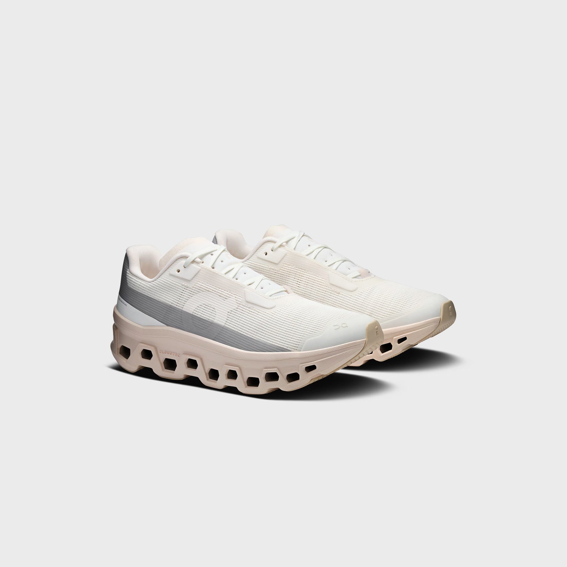 On Running WMNS Cloudmonster Void - Ivory / Seashell