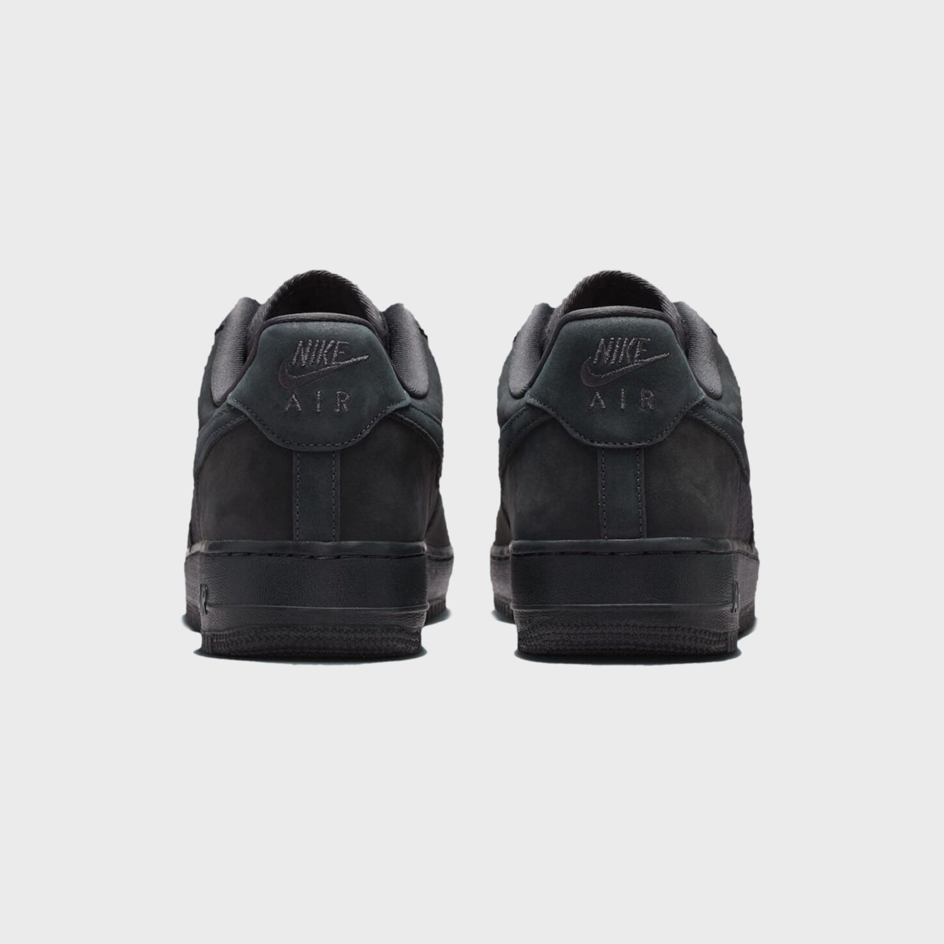 Nike Air Force 1 `07 Lv8 - Anthracite / Off Noir