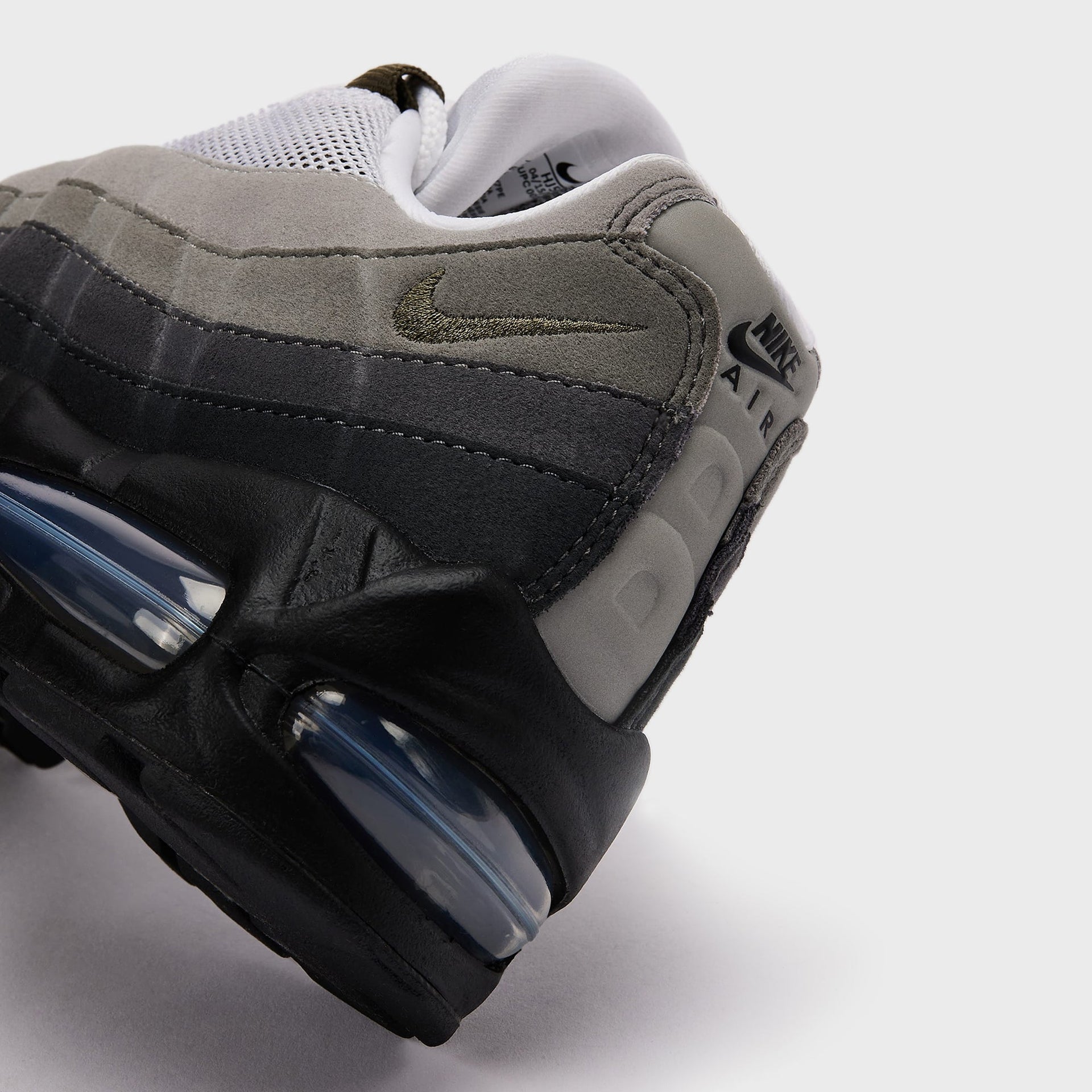 Nike WMNS Air Max 95 OG - Black / White / Reflect Silver / Medium Olive