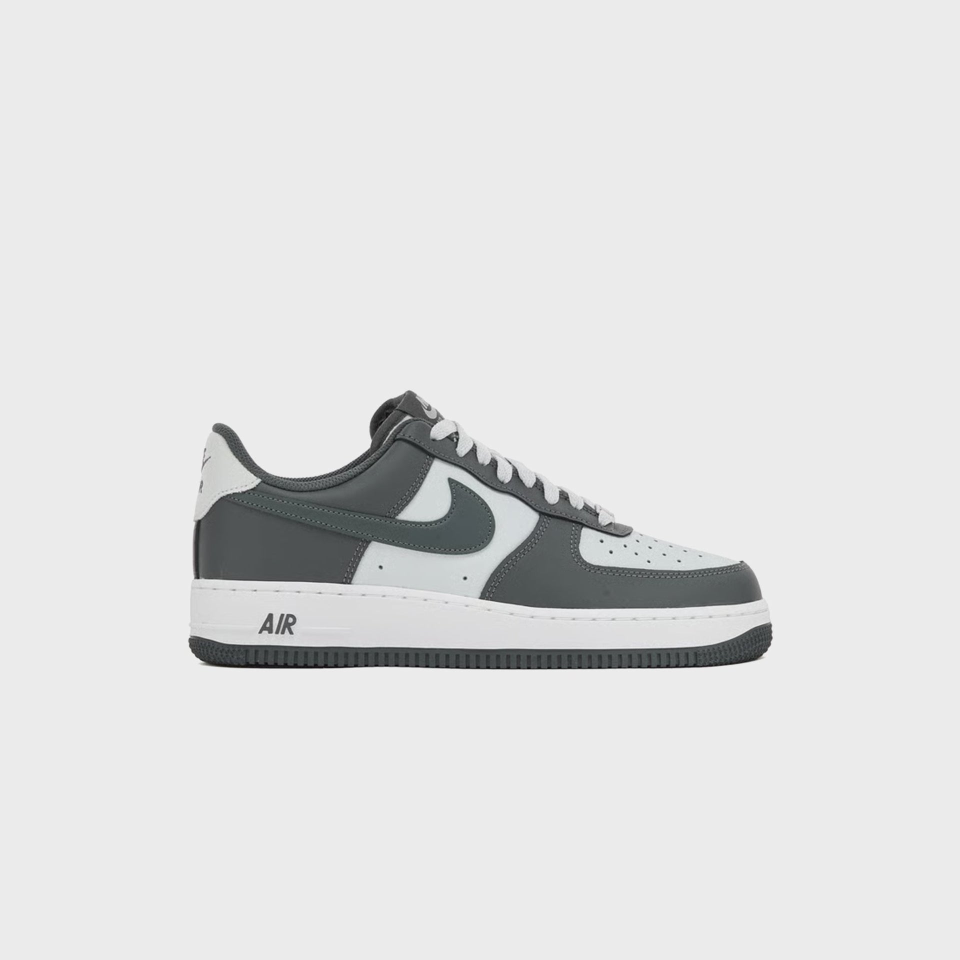 Nike Air Force 1 '07 - Photon Dust / Dark Grey / White