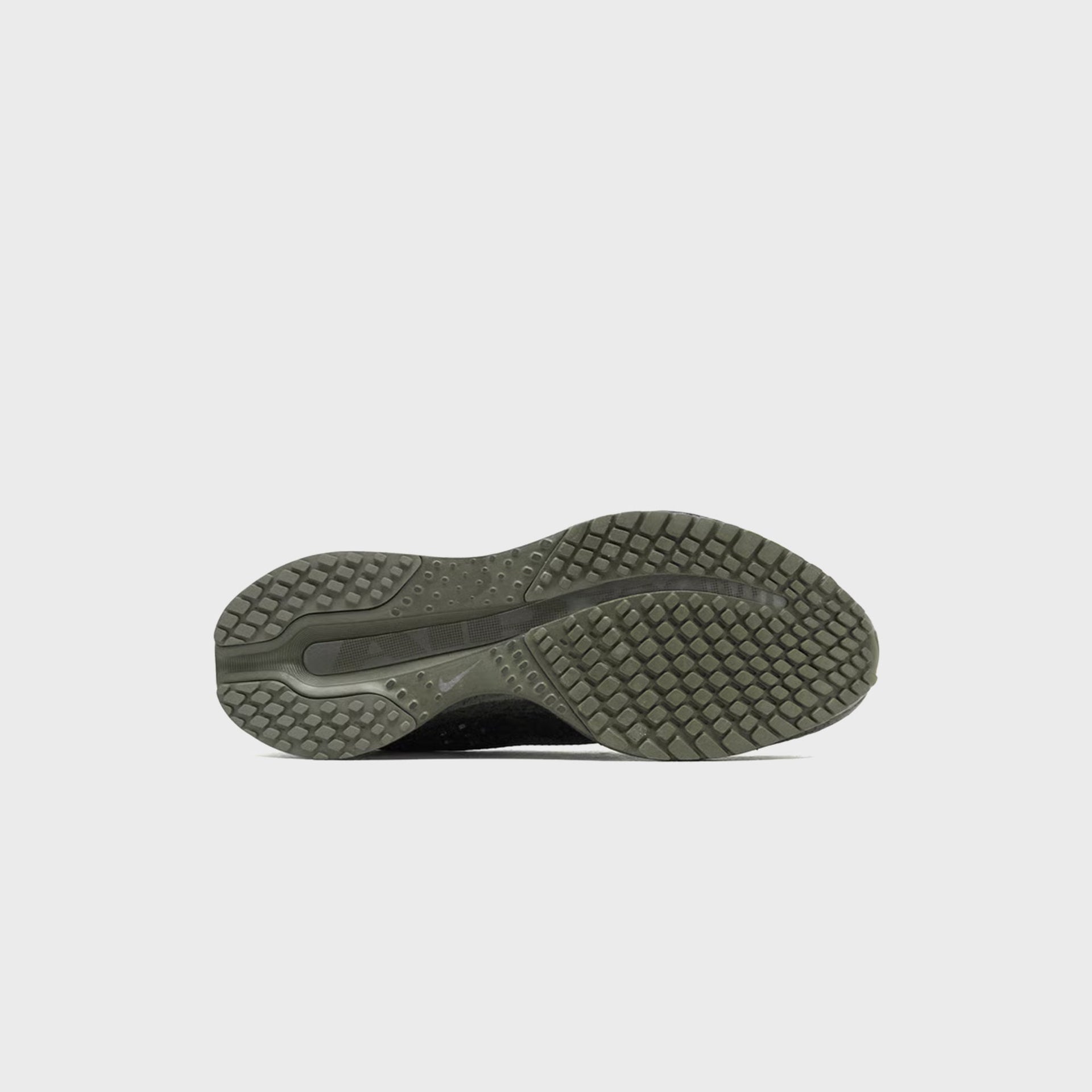 Nike Pegasus Premium - Light Loden / Dark Charcoal