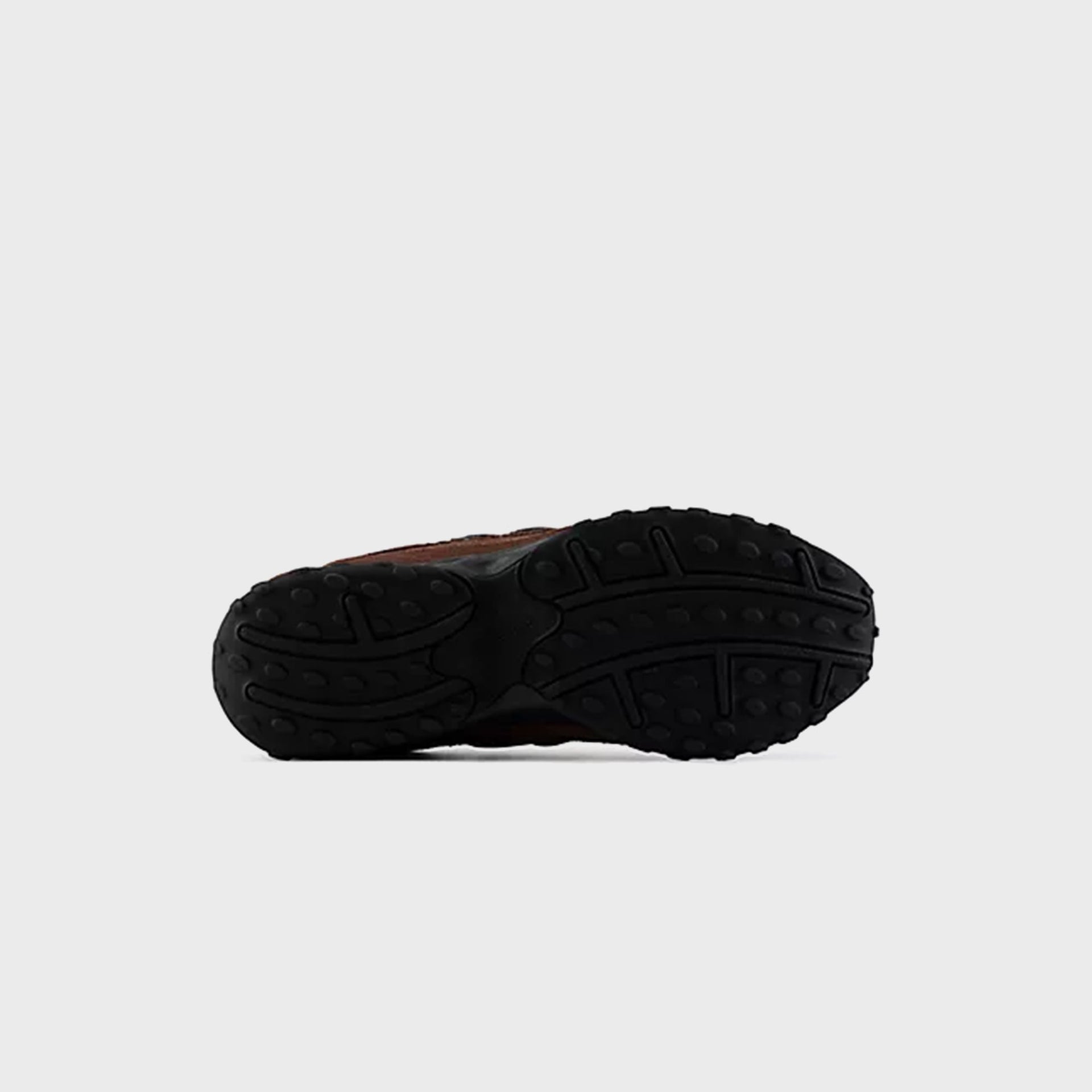 New Balance 204L - Pumpernickel / Black