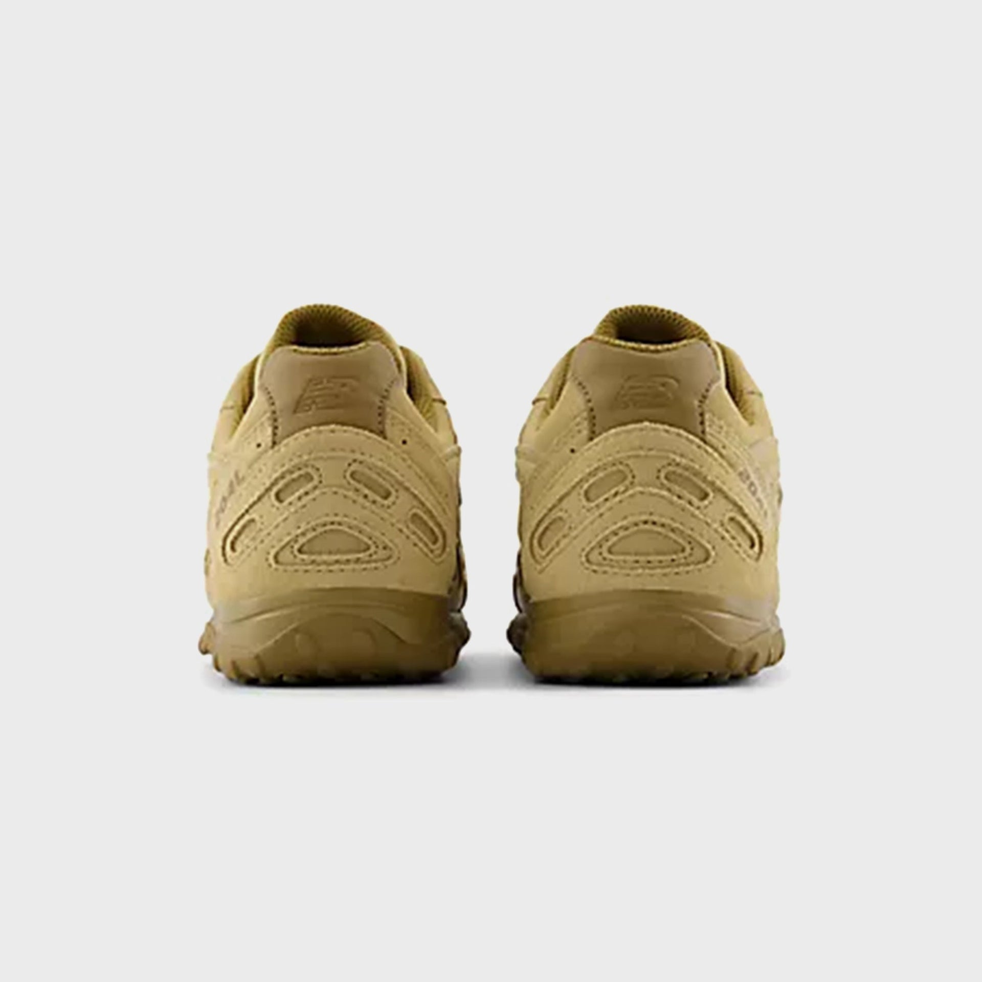 New Balance 204L - Quicksand / Bark