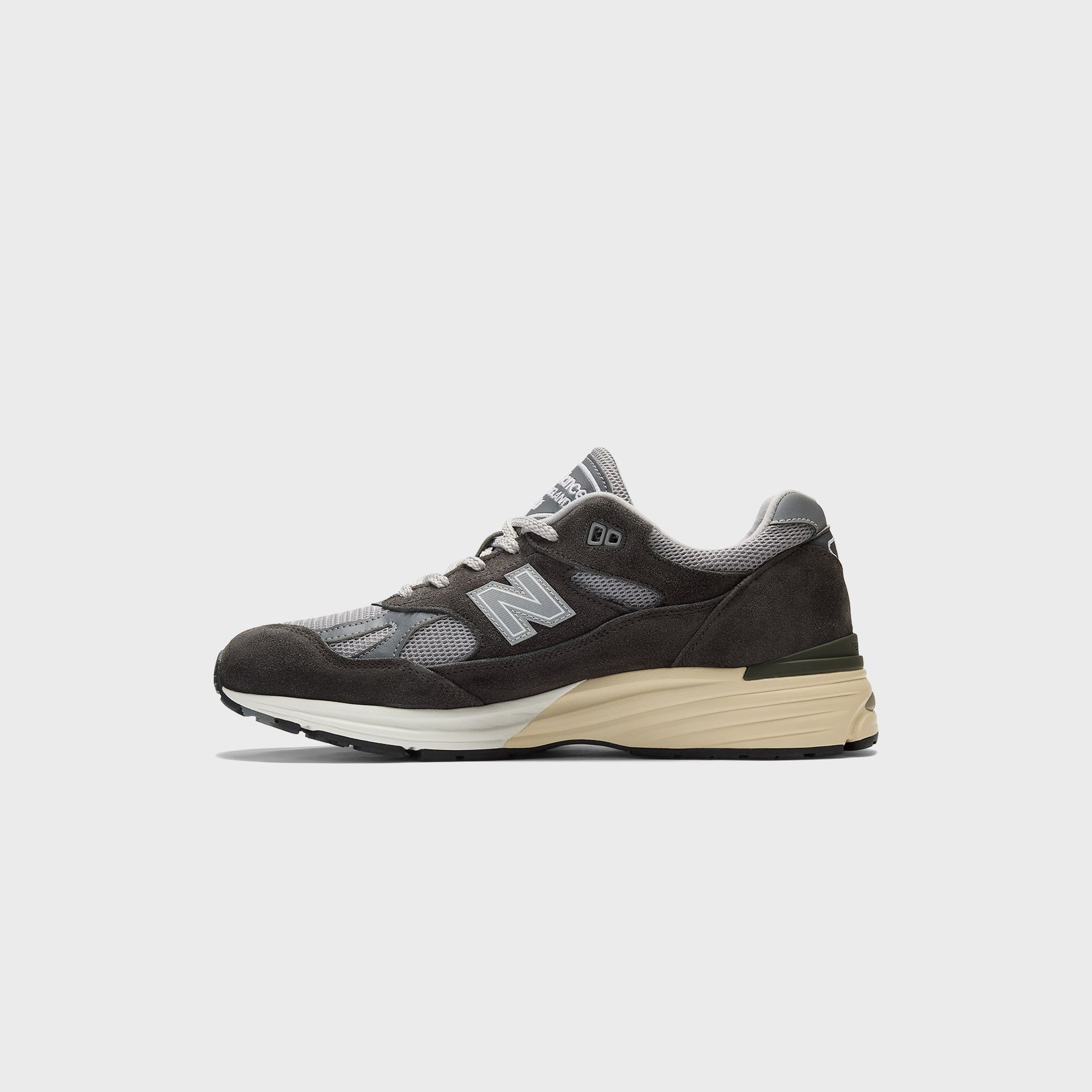 New Balance Made in UK 991v2 - Licorice / Lavender Gray / Douglas Fir