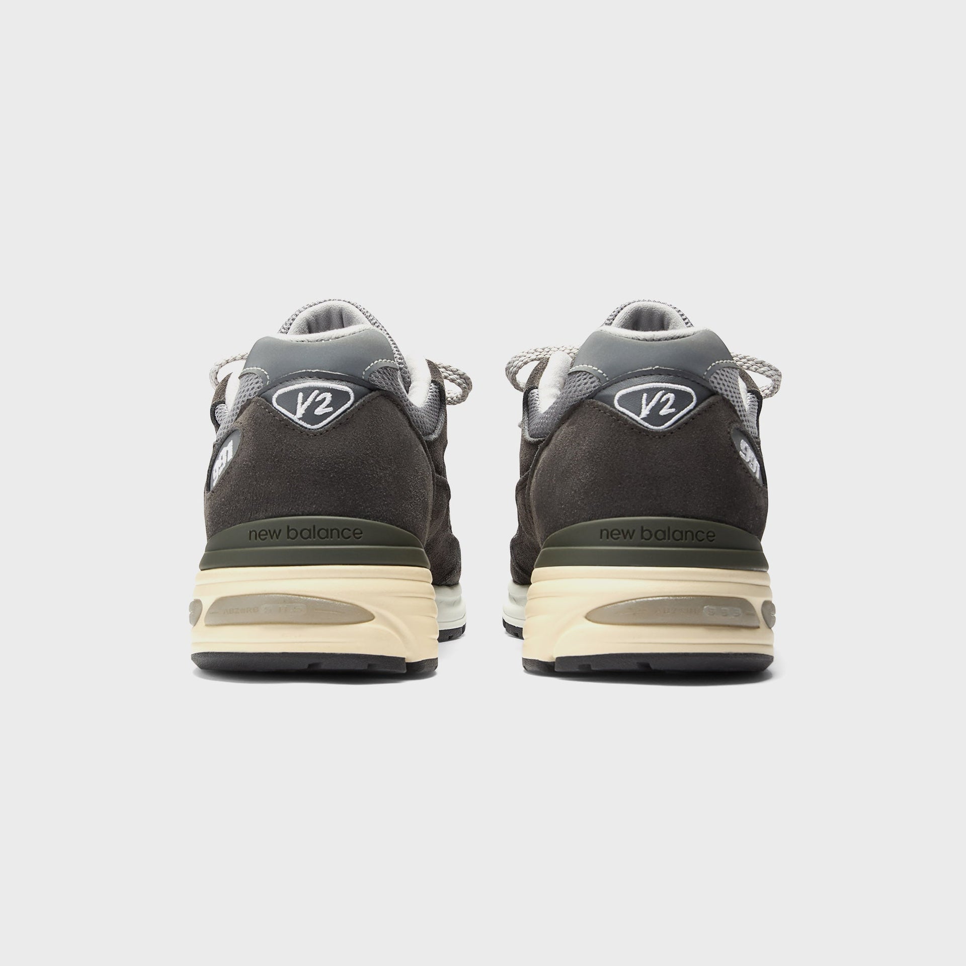 New Balance Made in UK 991v2 - Licorice / Lavender Gray / Douglas Fir